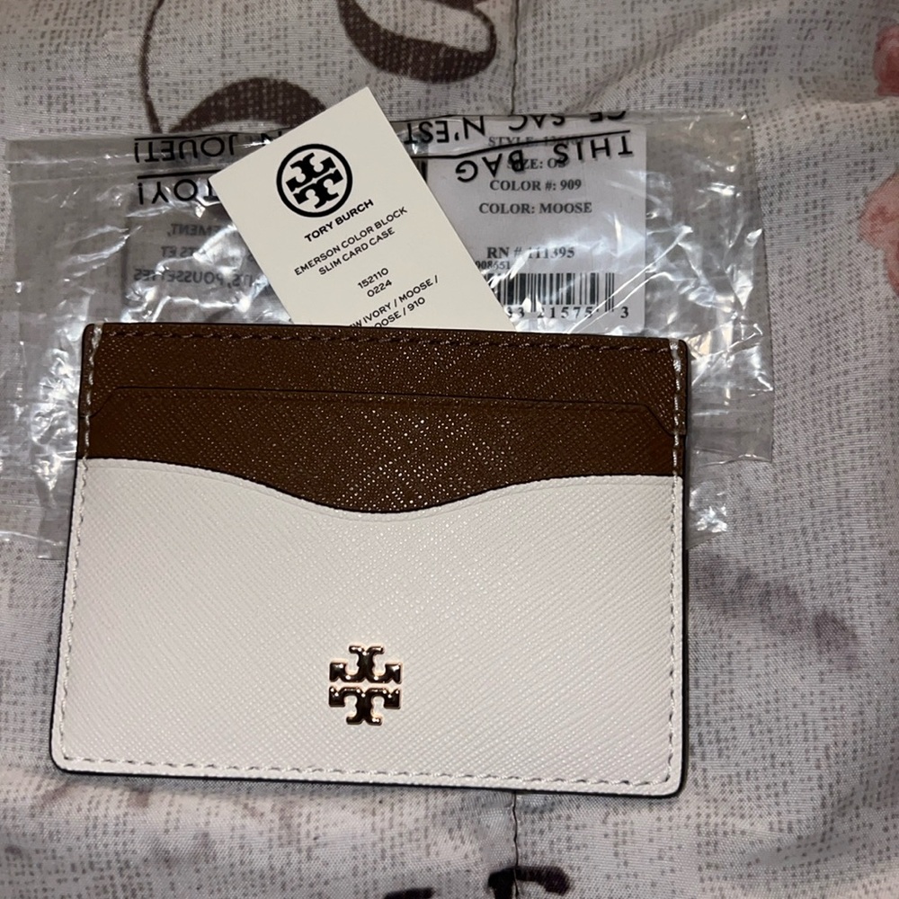 TORY BURCH EMERSON COLOR BLOCK SLIM CARD CASE- FIRM PRICE